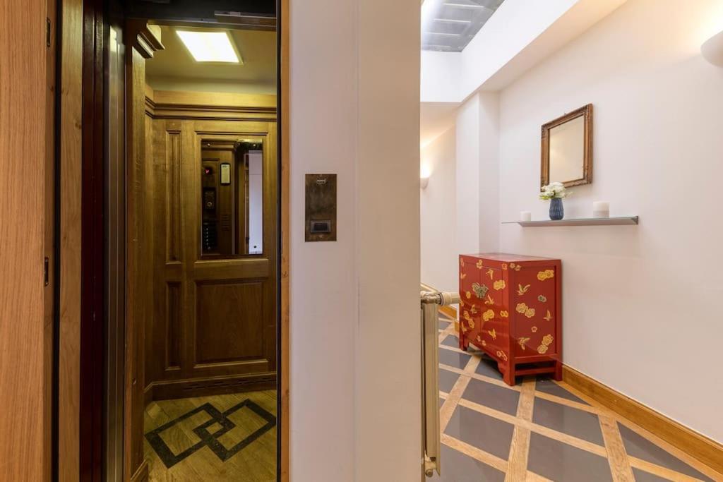 Căn hộ Chic Penthouse Grand-place *